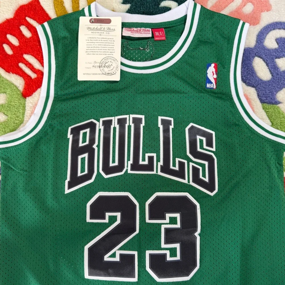 Mitchell & Ness Michael Jordan Chicago Bulls Green Jersey 1997-98 Size S - Picture 5 of 7